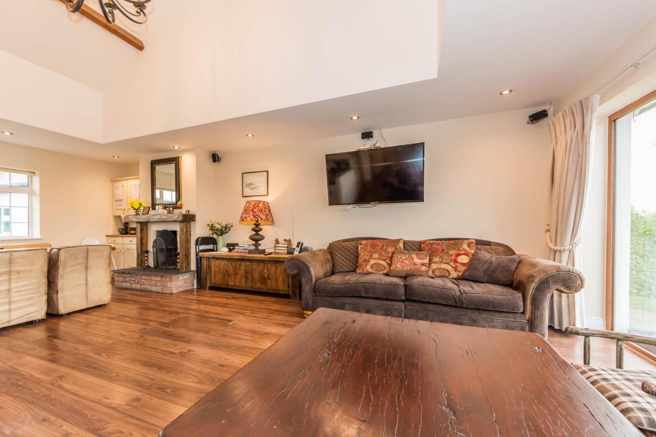 Holiday home Ardkilly Ridge, Town,sleeps 8 *