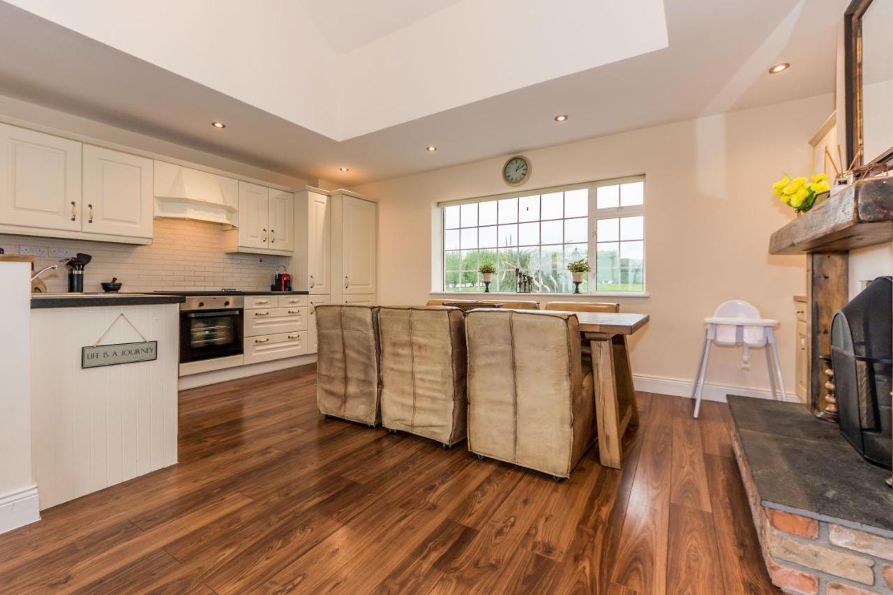 Ardkilly Ridge, Town,sleeps 8 Hébergement de vacances