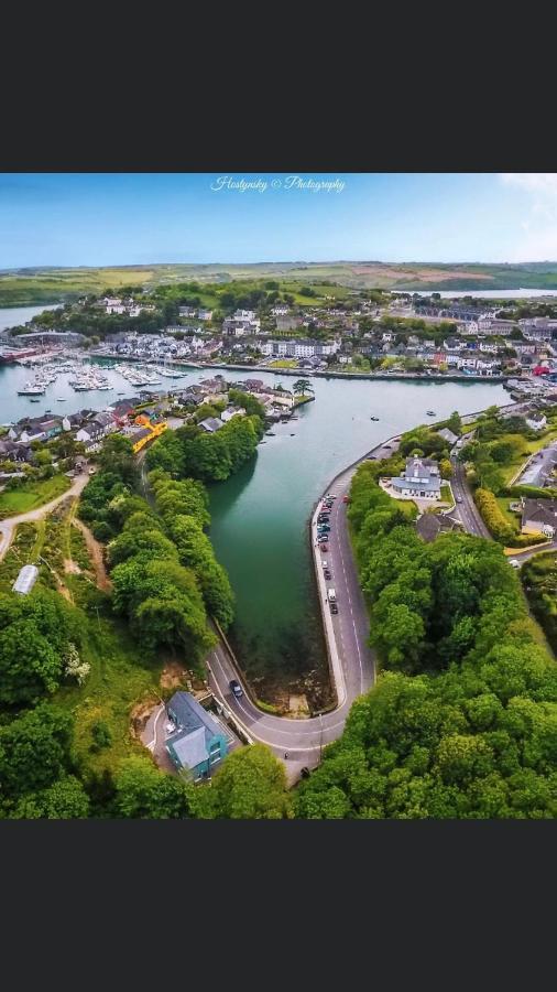 Ardkilly Ridge, Town,sleeps 8 Holiday home Kinsale
