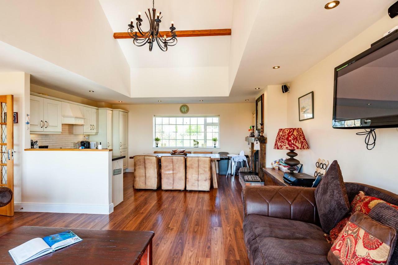 Holiday home Ardkilly Ridge, Town,sleeps 8 *