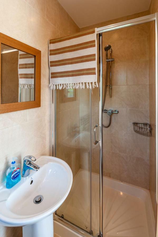 Ardkilly Ridge, Town,sleeps 8 * Kinsale